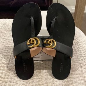 Gucci GG T-Strap Sandal - Size 10